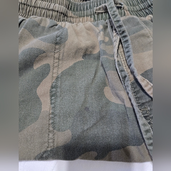 Hollister Ultra-High Riso Camo Jogger, S - Picture 4 of 4